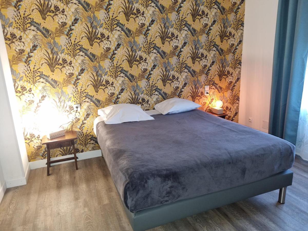 Café De La Gare Hotel 3*